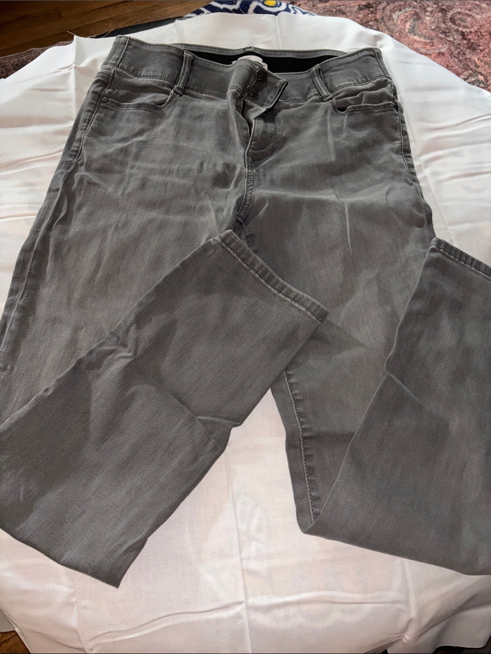 Nine West Straight Leg Jeans in Grey